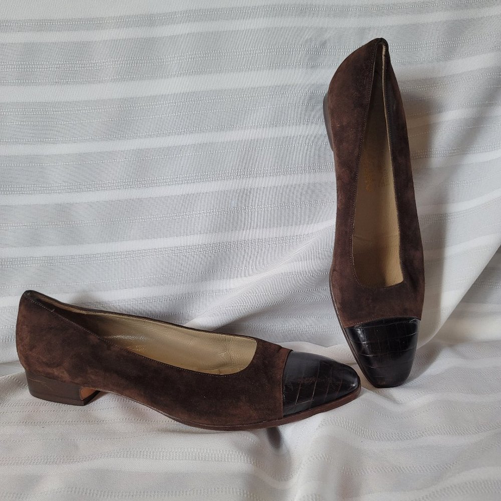 Vintage Salvatore Ferragamo Brown Suede Shoes Size 10.5 AA